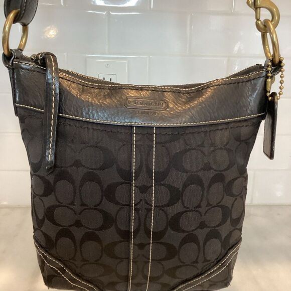 Coach Jacquard Signature Logo Convertible Crossbody Small Bucket Bag (#1) - Picture 4 of 16